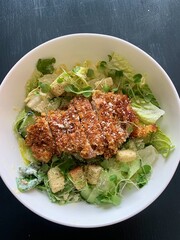 Homemade Caesar Salad with Crispy Chicken and Fresh Ingredients