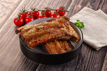 Steamed pork ribs with spices