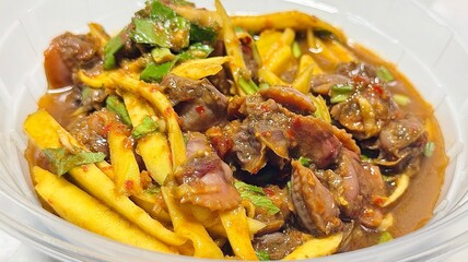 Cockle salad, spicy cockle salad, mango salad, sour mango, Thai salad, spicy Thai salad, authentic Thai, street food, Thai cuisine, Asian food, fresh seafood, seafood salad, spicy, sour, sweet, salty,