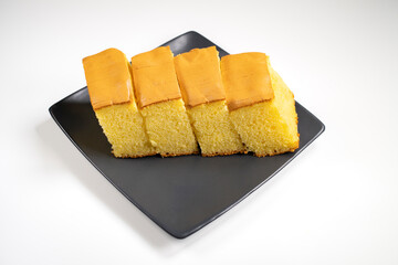 Delicious sliced ​​sponge cake