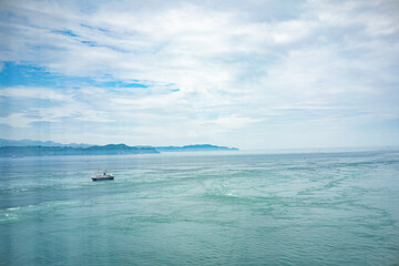 鳴門の海