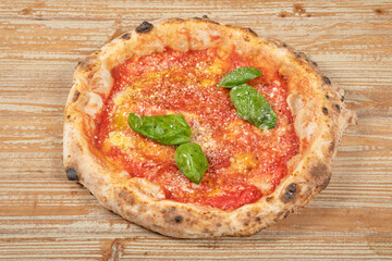 pizza margherita al forno impastare lavorazione impasto infornare ingredienti farina panetto mozzarella polpette 