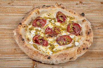 impasto pizza margherita Napoletana, ingredienti farina acqua lievito stesura lavorazione ripieno 