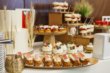 sweet table desserts, Candy bar