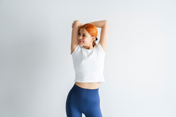 フィットネスをする女性