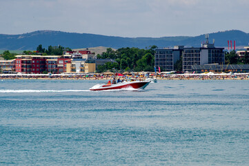 Obraz premium a speedboat on the sea in Sunny beach, Bulgaria
