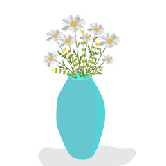 Florero con ramo de margaritas.