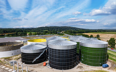Neubau einer modernen Biogasanlage, Großbaustelle aus der Vogelperspektive - Luftbild..
