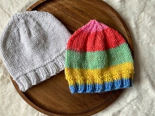 hand knitting hats for babies 