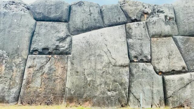 Close-up of megalithic wall stones at Saqsaywaman ruins, Peru