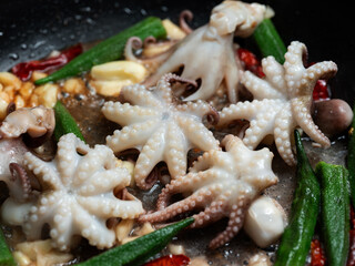 Stir-fried webfoot octopus and vegetables