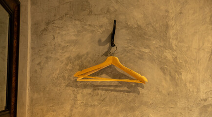 Loft style wall hanger