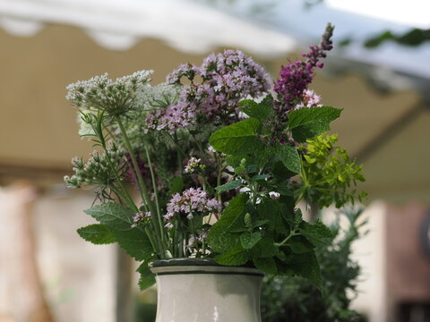 Naturblumenstrau&szlig;