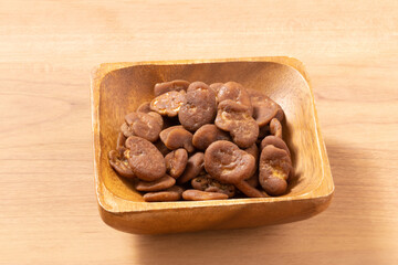 チョコ　そら豆　