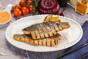 Grilled seabass fillet with lemon