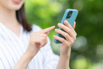 スマートフォン　手元