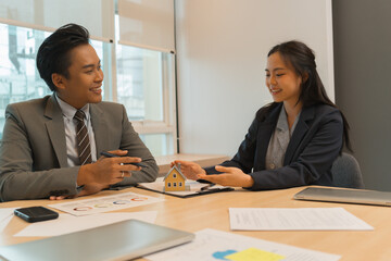 Successful Business Negotiation Between Partners