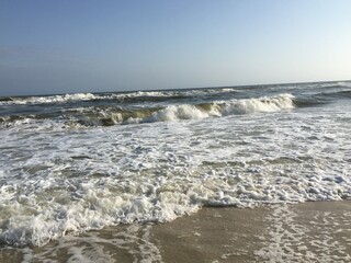 waves crashing on the beach