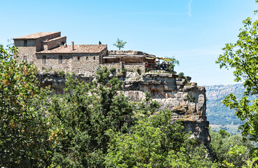 Fototapeta premium Building of the refuge of Siurana between cantilados, Priorat, Tarragona