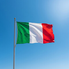drapeau italien sous un ciel bleu