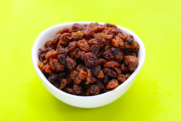 Dried golden raisins, Australian-dried fruits sultanas, sweet and chewy.