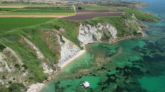 spiaggia dei calanchi, praialonga, crotone, calabria, italy