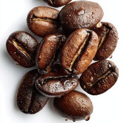 Obraz premium Wet Coffee Beans - Freshly Roasted with Dew