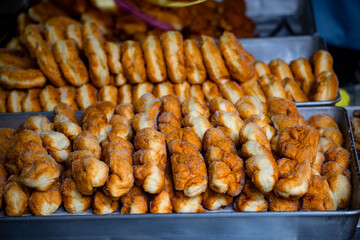 a common traditional snack found on Taiwanese streets