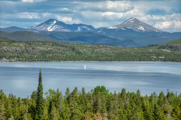 Dillon Lake in Colorado during the summer