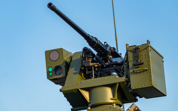 Machine gun mounted on an armored vehicle