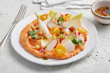 Paprika chili hummus