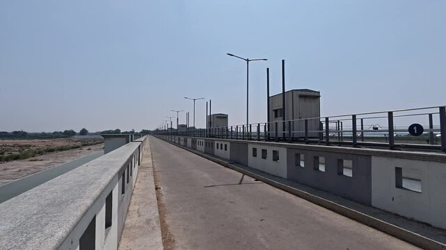 The Upper Anaicut or Upper Anicut, also known as Mukkombu dam built on the Kaveri River in the state of Tamil Nadu in south india. This dam was constructed between 1836 and 1838 by Sir Arthur Cotton.
