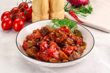 Pork with vegetables and oyster sauce