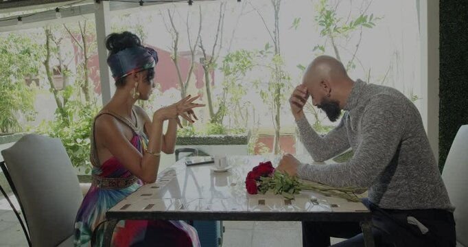 Video showing concept of marriage breakup on a date in a restaurant