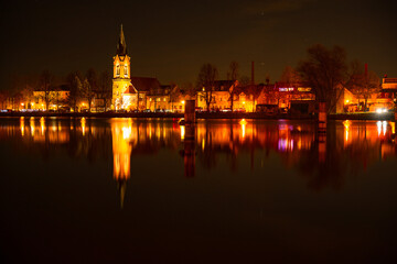 Naklejka premium Inselstadt Werder bei Nacht
