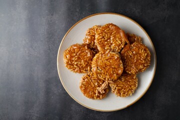 Thai Crispy Rice Cracker,Rice Cracker, Thai called Khao Tan