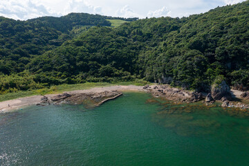自然をそのまま残した美しい海岸