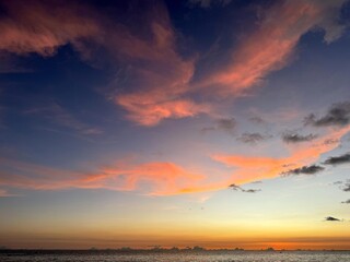 Obraz premium Sunset at Karon Beach with View of the Andaman Sea, Phuket, Thailand
