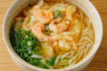 海老かき揚げ天ぷらうどん
