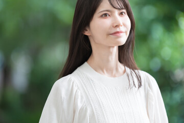 女性