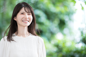 女性