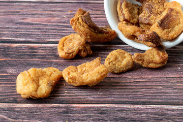Pork cracklings