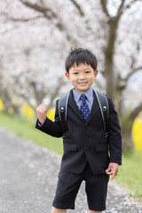 入学式イメージ　新一年生
