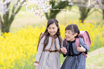 入学式イメージ　新一年生
