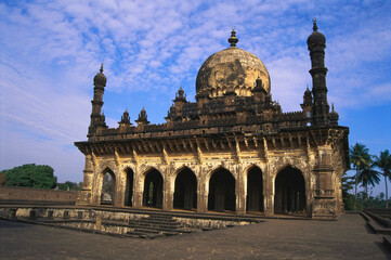 Fototapeta premium indian old ancient monument india