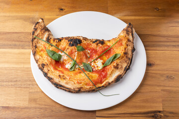 Pizza Calzone plat traditionnel Italien