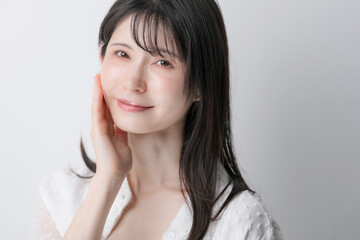 スキンケア　女性