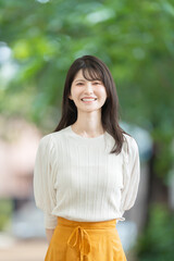 女性