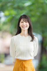 女性