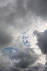 Obraz premium clouds in the sky and sun